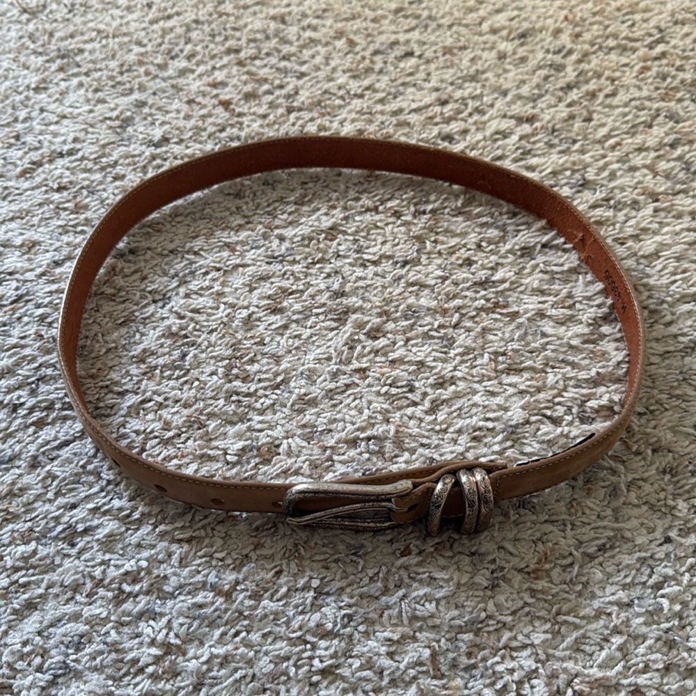 Tan leather belt - Picture 1 of 4